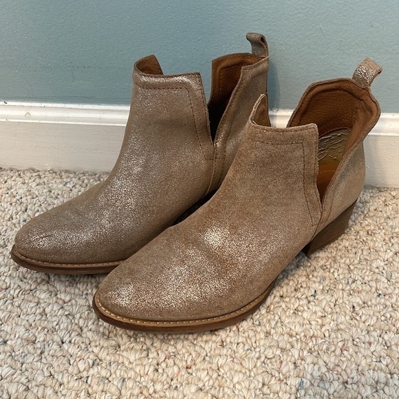 Diba True Stop Golden Metallic Leather Bootie size 8 - Picture 4 of 10